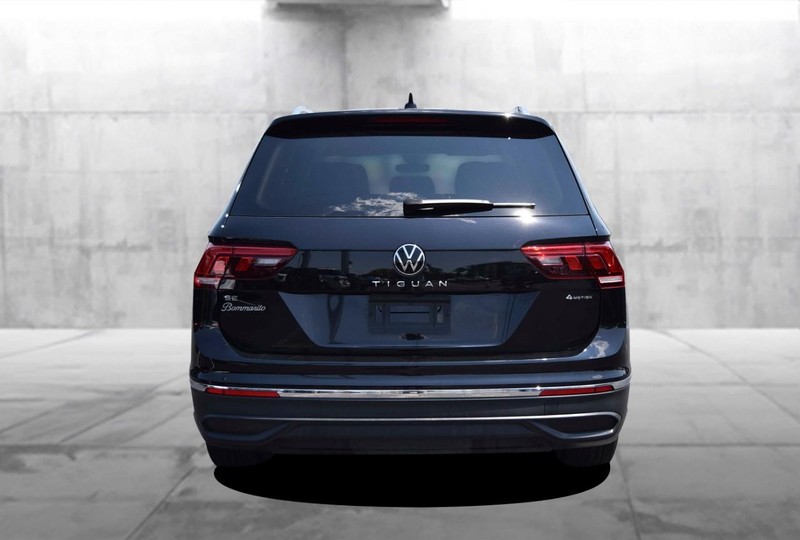 Volkswagen Tiguan Vehicle Image 06