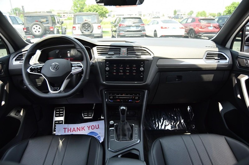 Volkswagen Tiguan Vehicle Image 07