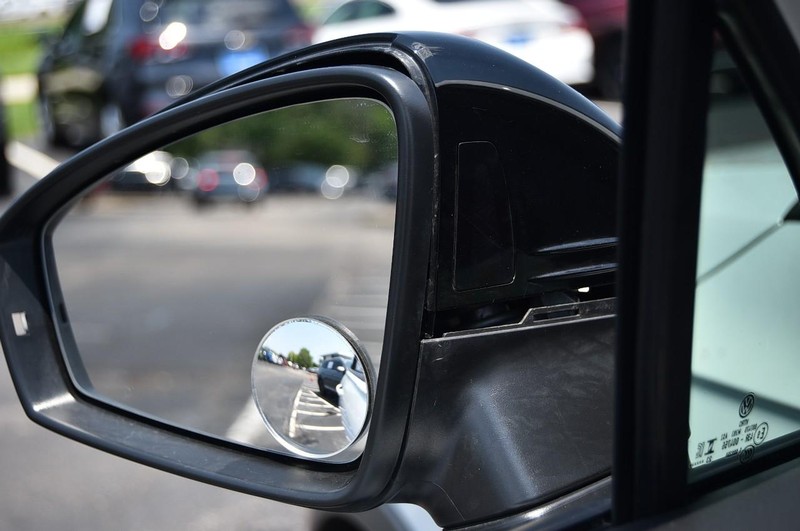 Volkswagen Tiguan Vehicle Image 10