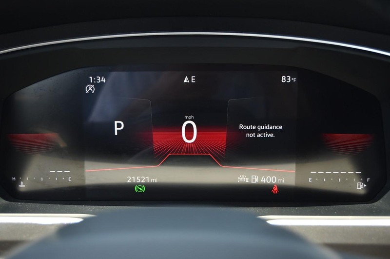 Volkswagen Tiguan Vehicle Image 12
