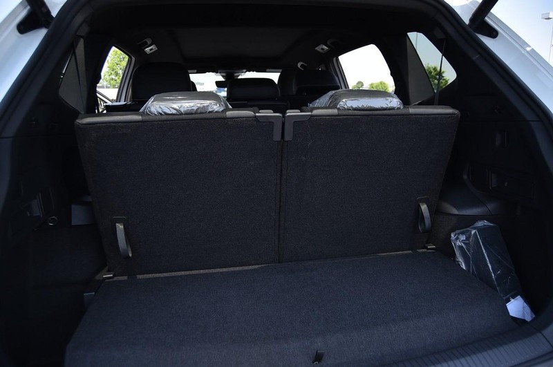 Volkswagen Tiguan Vehicle Image 27