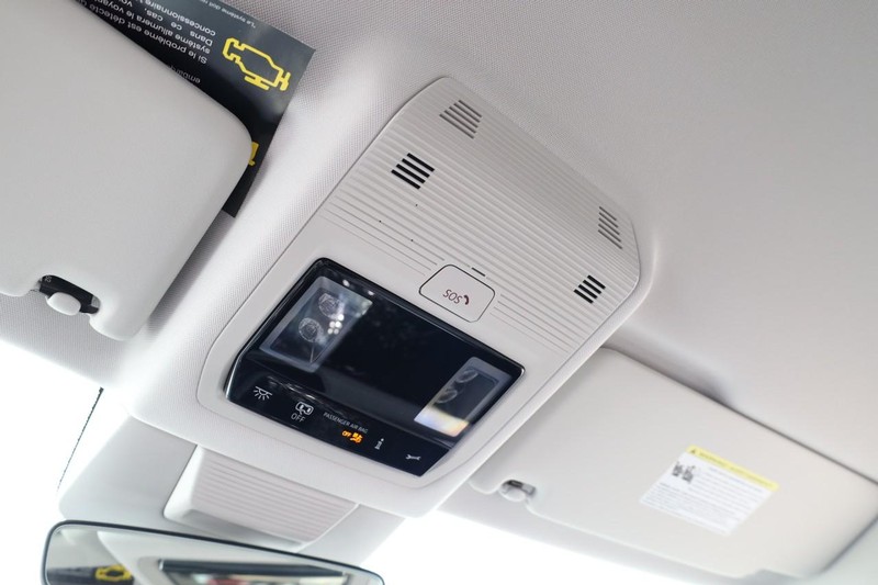Volkswagen Tiguan Vehicle Image 18