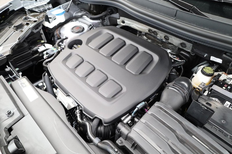 Volkswagen Tiguan Vehicle Image 27