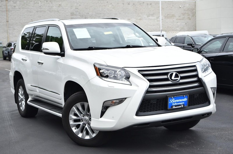 Lexus GX Vehicle Image 02