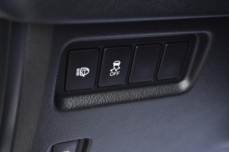 Lexus GX Vehicle Image 12