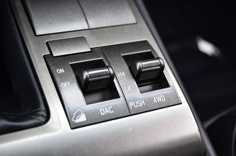 Lexus GX Vehicle Image 18
