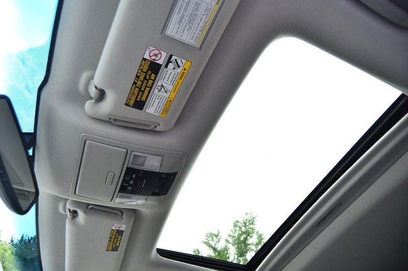 Lexus GX Vehicle Image 24
