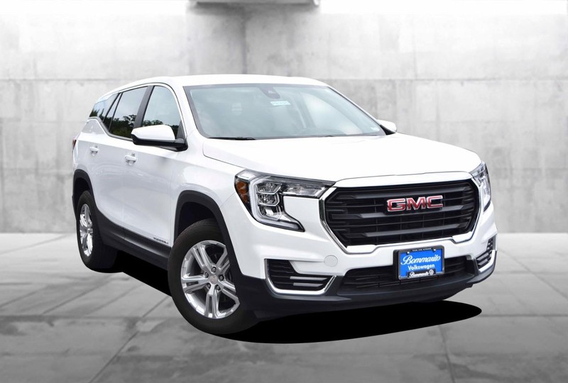 GMC Terrain Vehicle Image 02