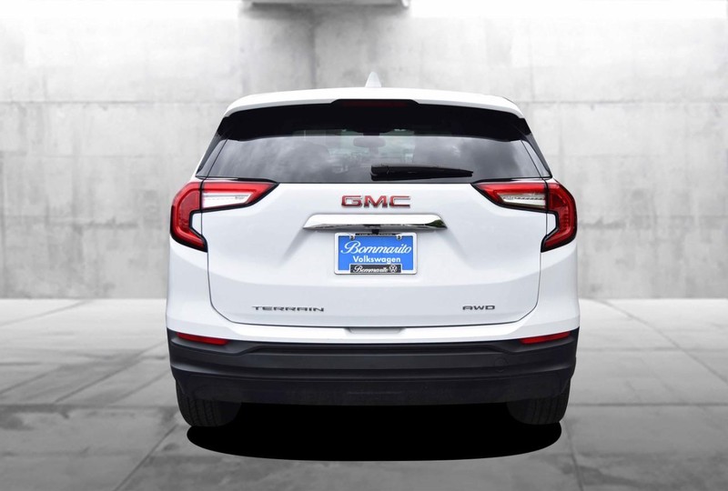 GMC Terrain Vehicle Image 06