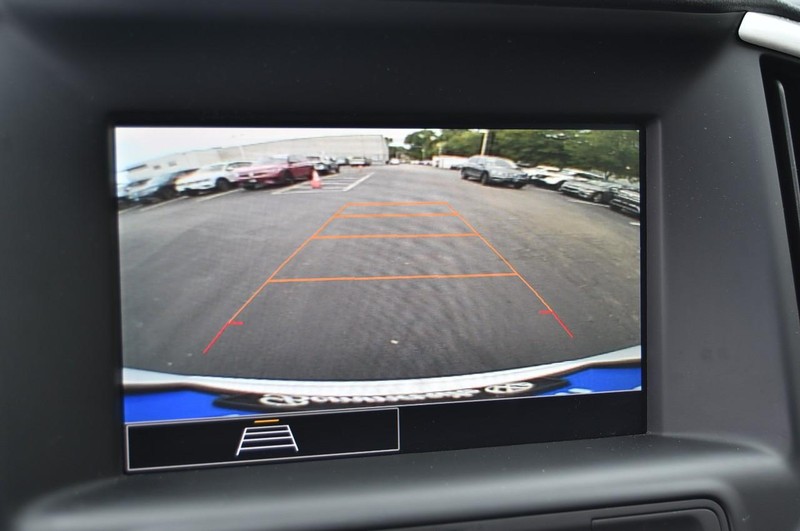 GMC Terrain Vehicle Image 11