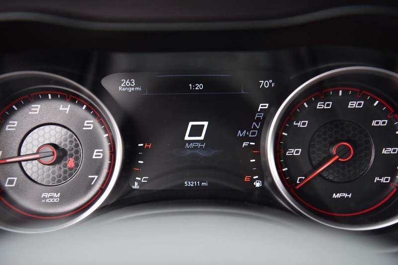 Dodge Charger Vehicle Image 12