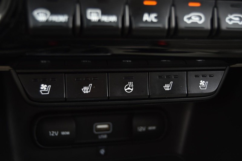 Kia Sportage Vehicle Image 16