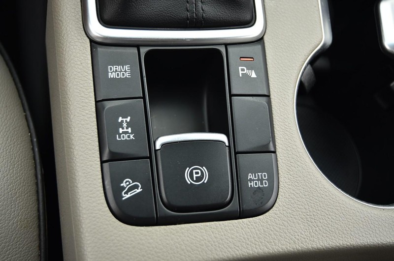 Kia Sportage Vehicle Image 18