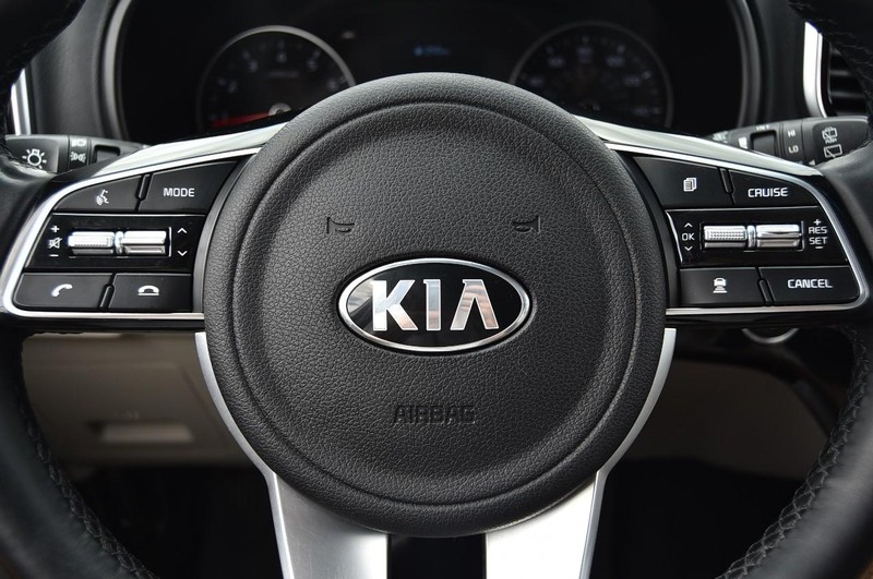 Kia Sportage Vehicle Image 20