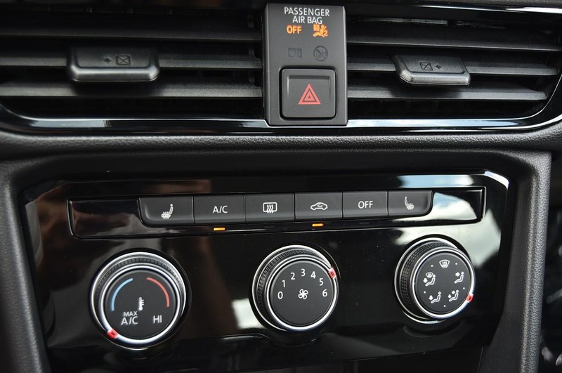Volkswagen Taos Vehicle Image 15