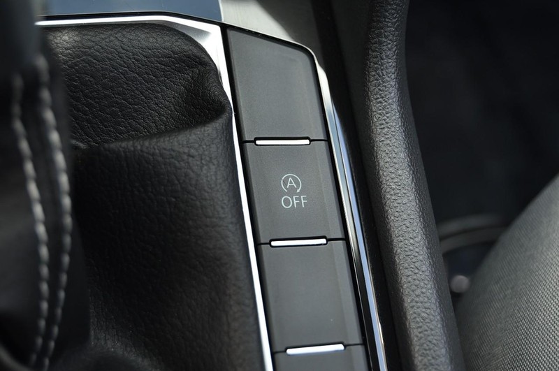 Volkswagen Taos Vehicle Image 19