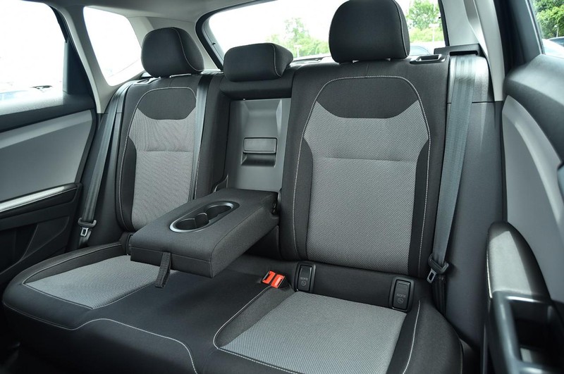 Volkswagen Taos Vehicle Image 23