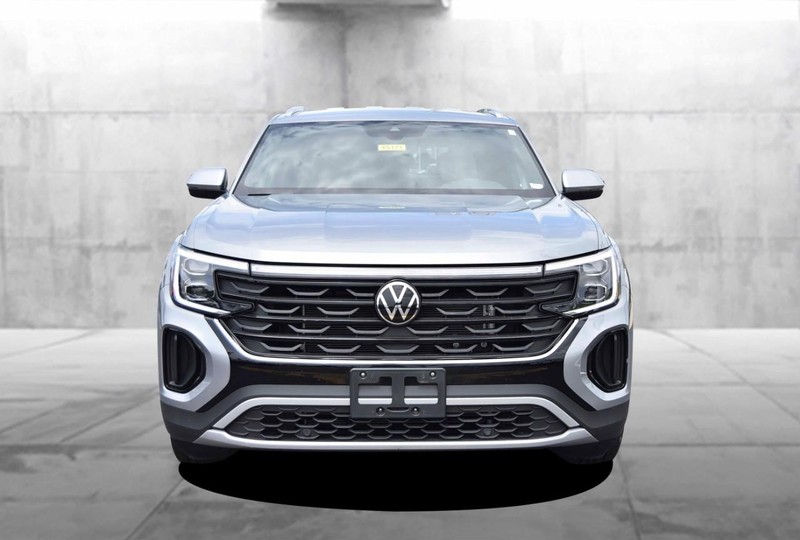 Volkswagen Atlas Cross Sport Vehicle Image 04