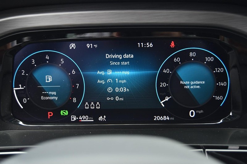 Volkswagen Atlas Cross Sport Vehicle Image 11