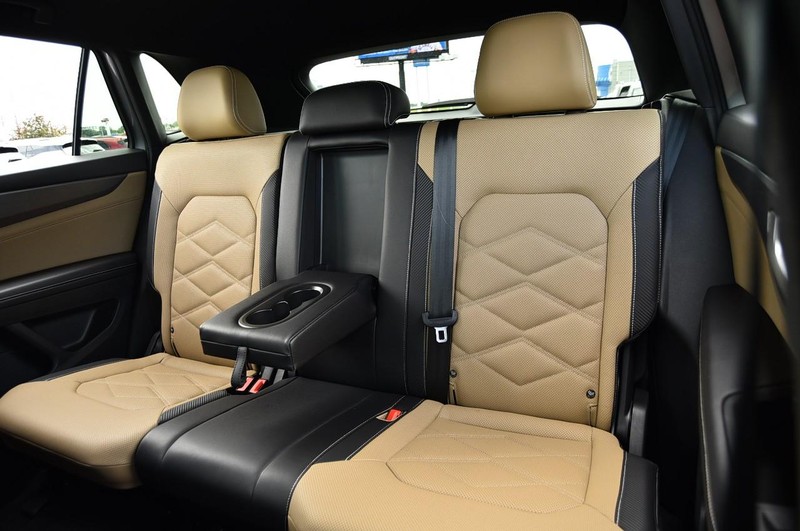 Volkswagen Atlas Cross Sport Vehicle Image 20