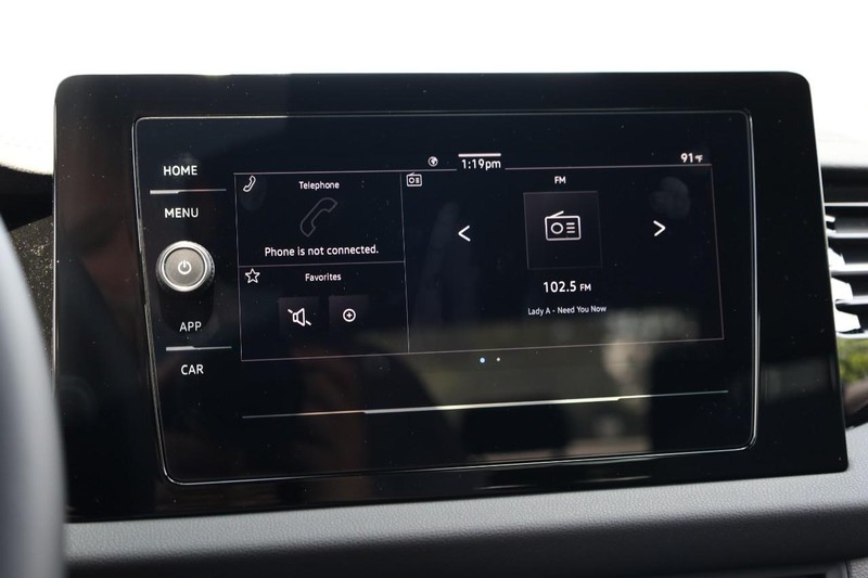 Volkswagen Jetta Vehicle Image 11