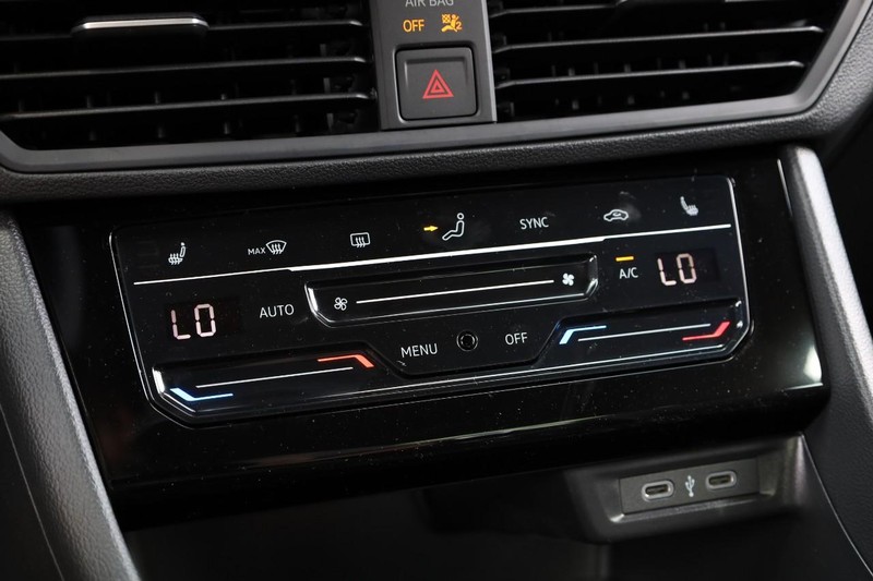 Volkswagen Jetta Vehicle Image 14