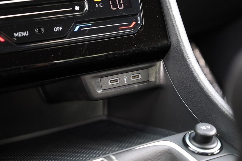 Volkswagen Jetta Vehicle Image 15