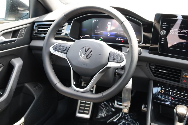 Volkswagen Jetta Vehicle Image 23