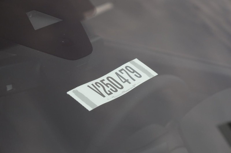Volkswagen Golf R Vehicle Image 26
