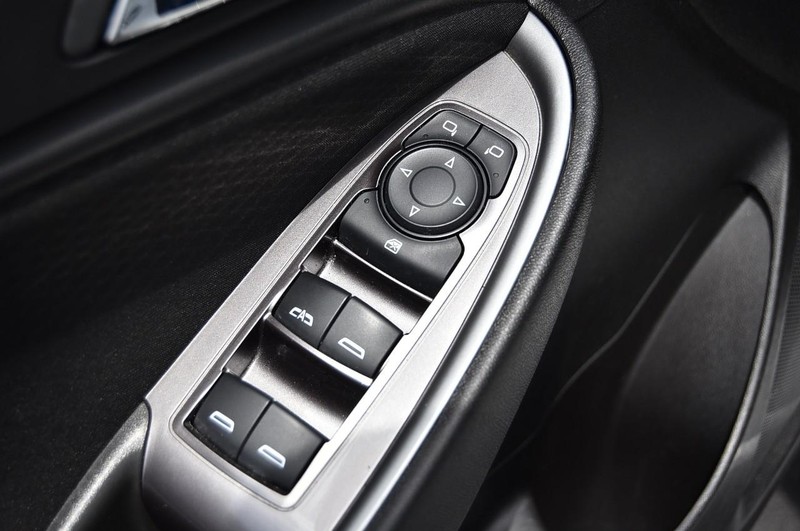 Chevrolet Malibu Vehicle Image 08