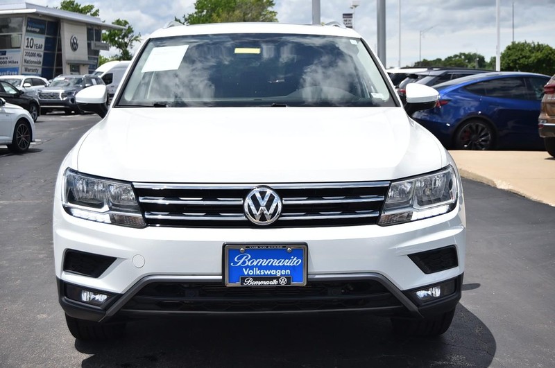 Volkswagen Tiguan Vehicle Image 04