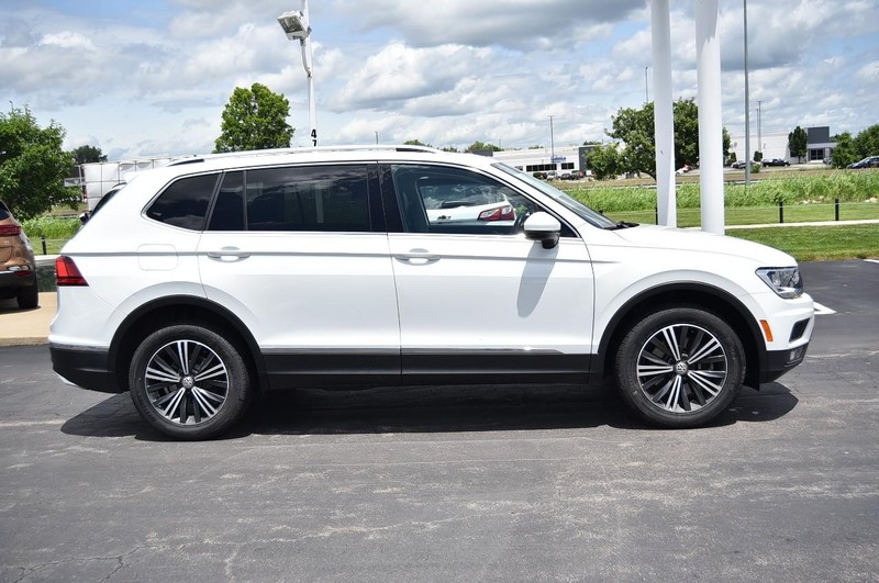Volkswagen Tiguan Vehicle Image 05