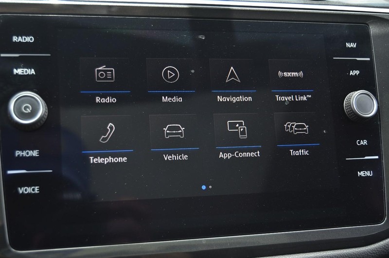 Volkswagen Tiguan Vehicle Image 14