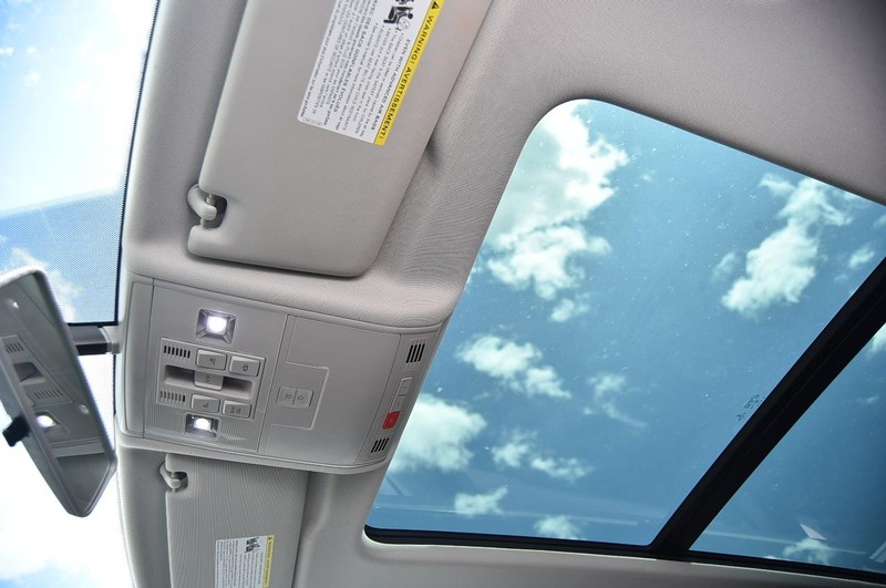 Volkswagen Tiguan Vehicle Image 23