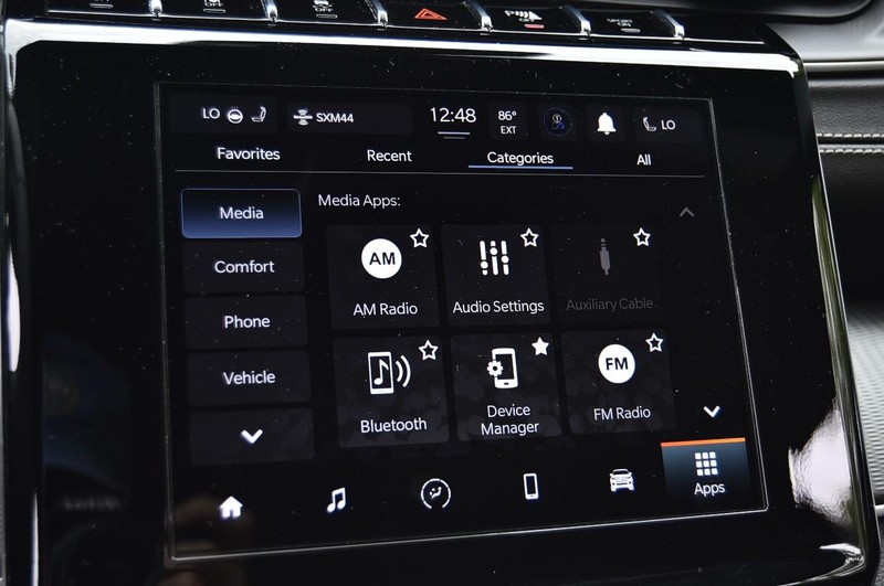 Jeep Grand Cherokee L Vehicle Image 15