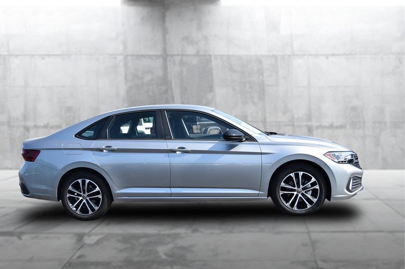 Volkswagen Jetta Vehicle Image 05