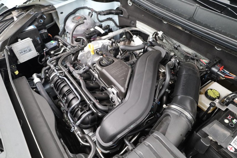 Volkswagen Taos Vehicle Image 30