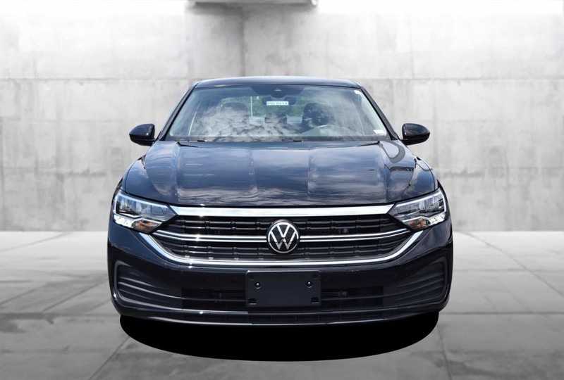 Volkswagen Jetta Vehicle Image 04