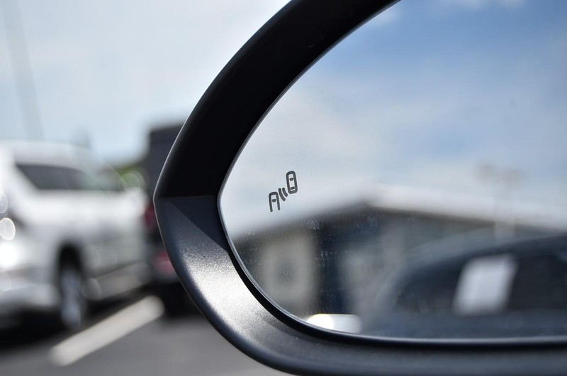 Volkswagen Jetta Vehicle Image 10