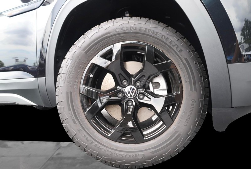 Volkswagen Atlas Vehicle Image 03