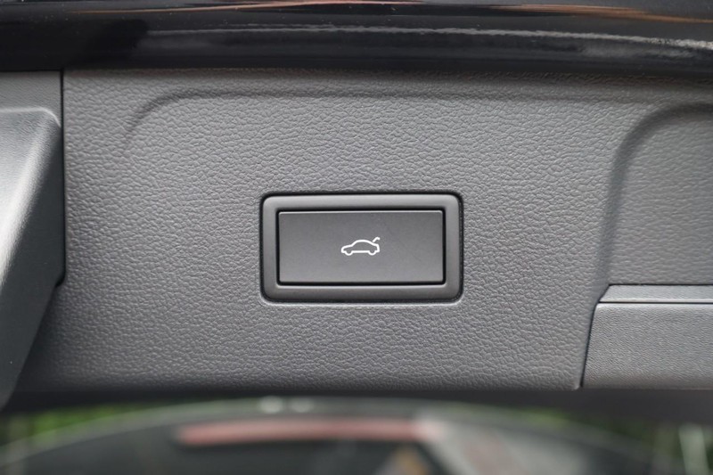 Volkswagen Atlas Vehicle Image 10