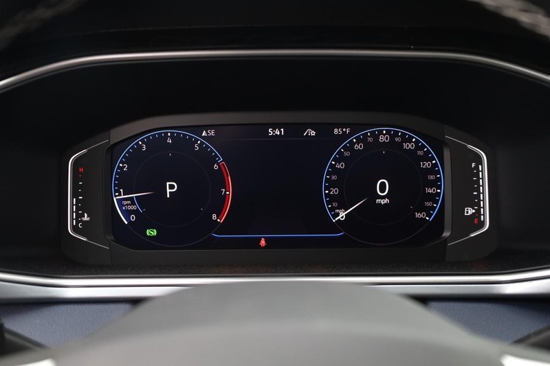 Volkswagen Taos Vehicle Image 14