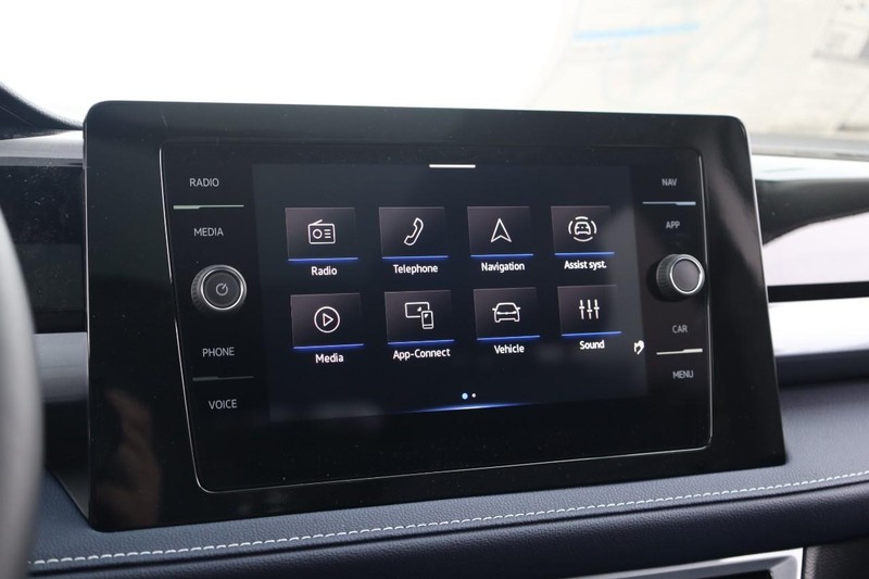 Volkswagen Taos Vehicle Image 15