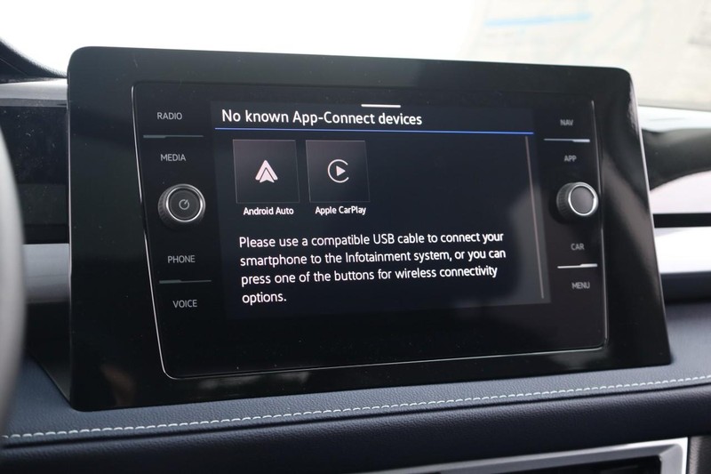Volkswagen Taos Vehicle Image 17