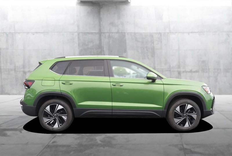 Volkswagen Taos Vehicle Image 05