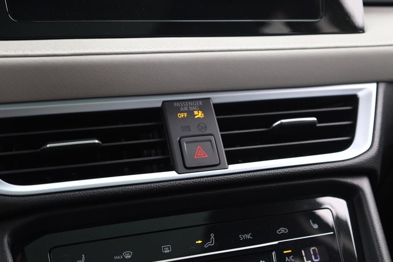 Volkswagen Taos Vehicle Image 18