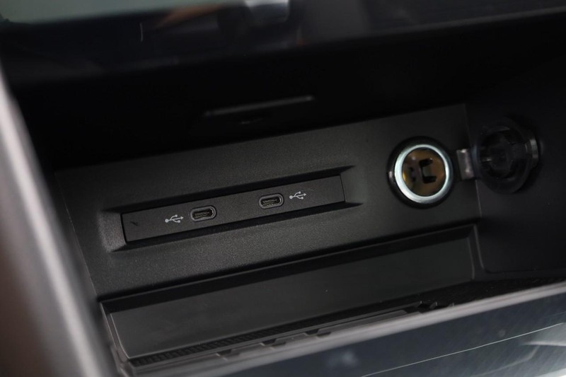 Volkswagen Taos Vehicle Image 20