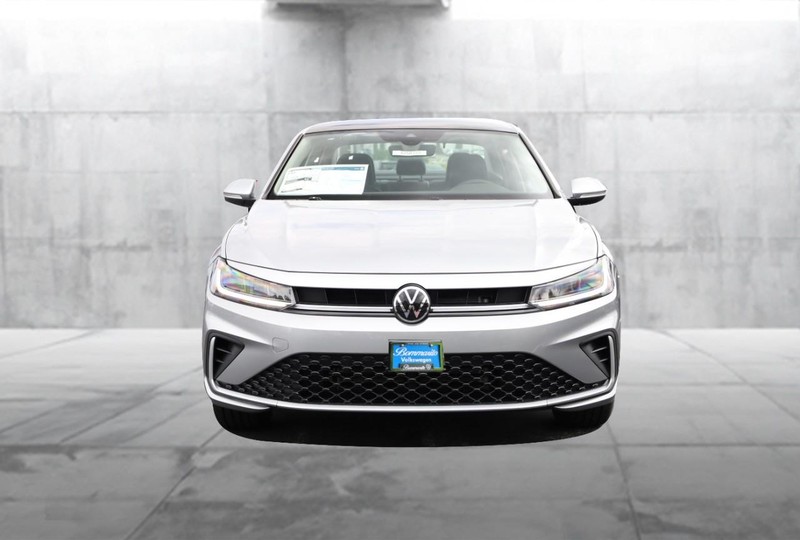 Volkswagen Jetta Vehicle Image 04