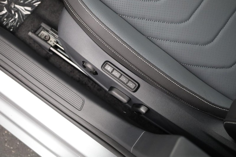 Volkswagen Jetta Vehicle Image 10