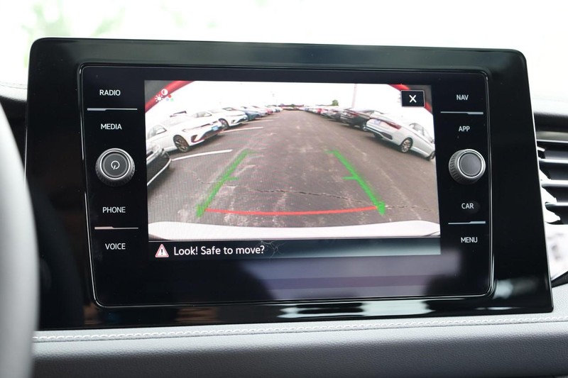 Volkswagen Jetta Vehicle Image 15